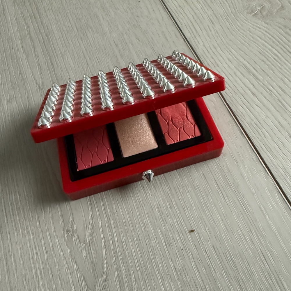 Christian Louboutin Abracadabra La Palette Refillable Case + Blush